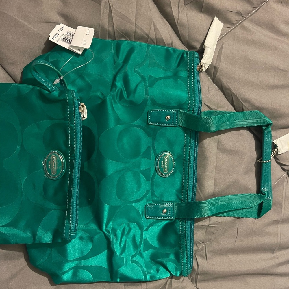 Small Coach tote with snap in pouch